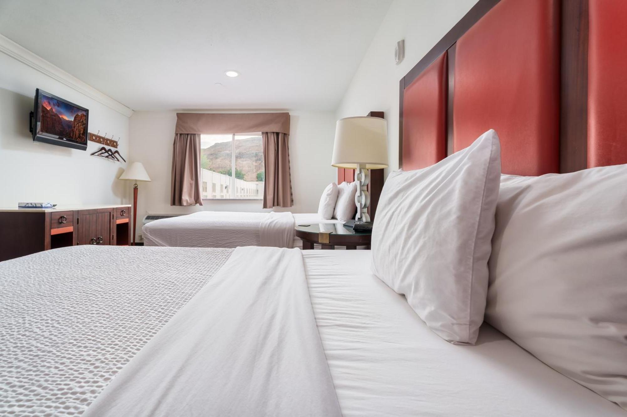 Ramada By Wyndham La Verkin Zion National Park Екстер'єр фото