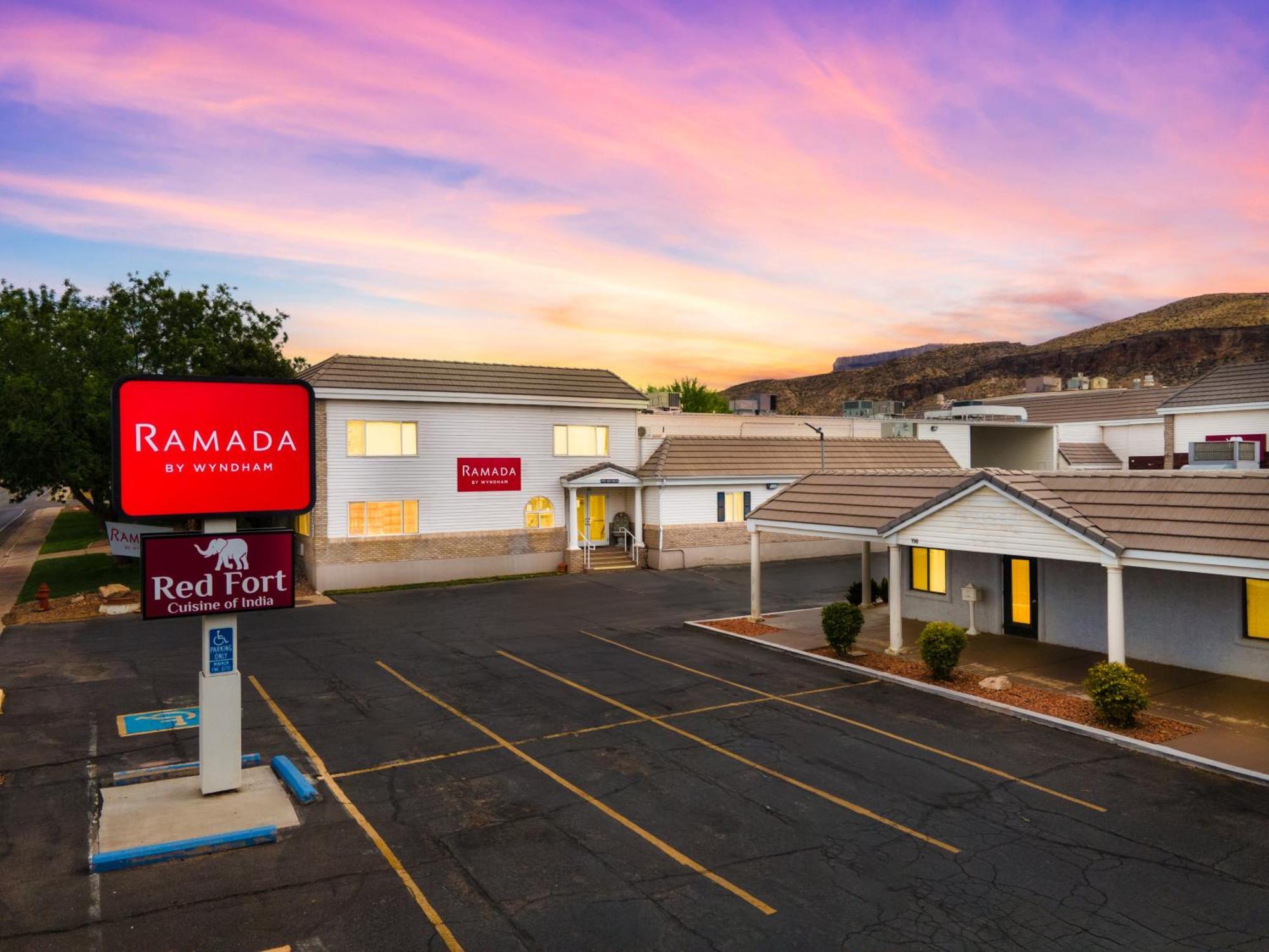 Ramada By Wyndham La Verkin Zion National Park Екстер'єр фото