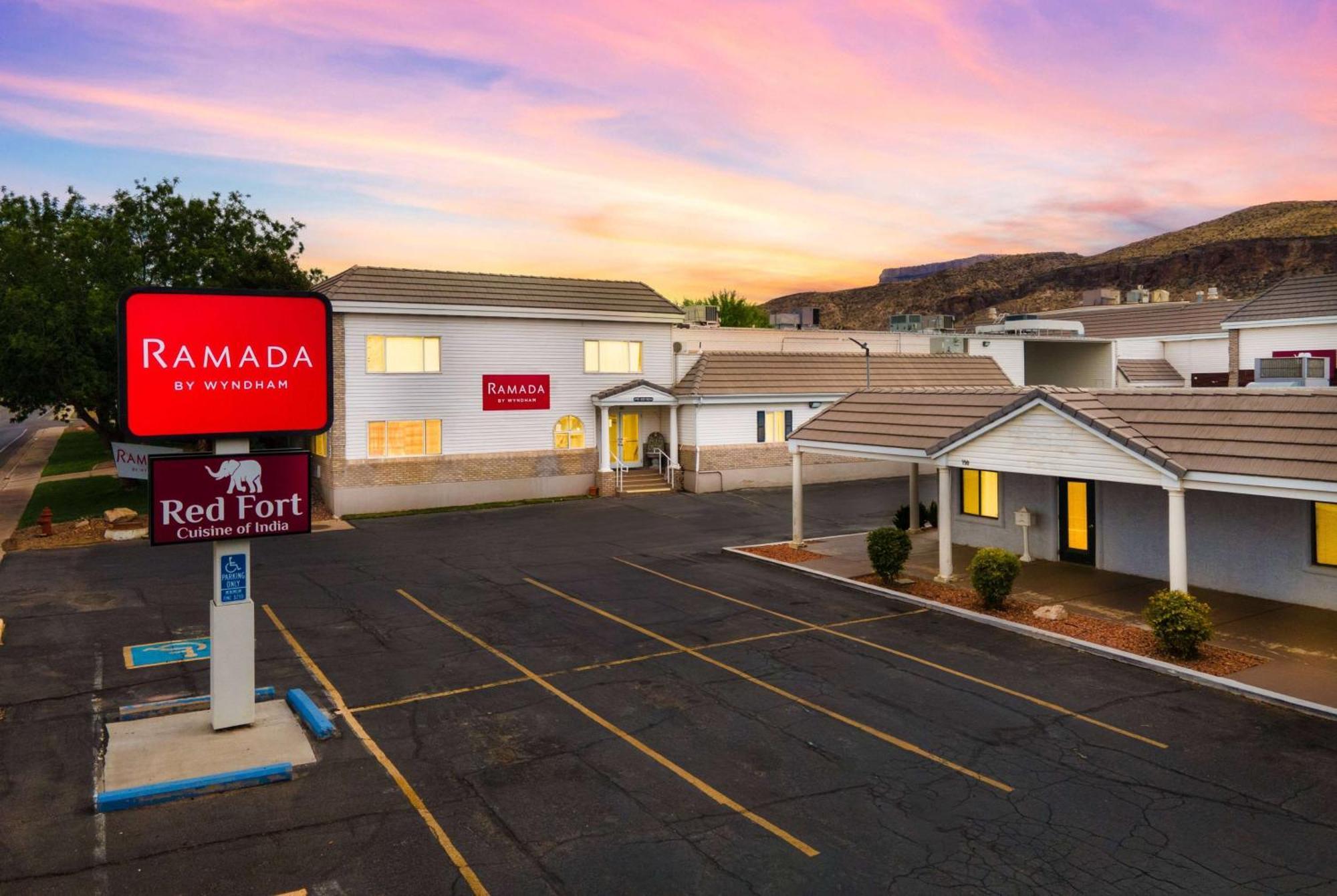 Ramada By Wyndham La Verkin Zion National Park Екстер'єр фото